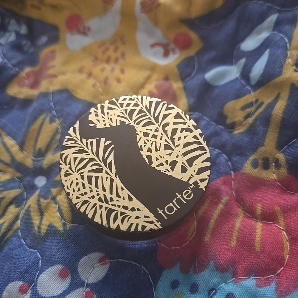 Brand new Tarte Travel Size Smooth Operator Amazonian Clay Finishing Powder - Picture 1 of 3